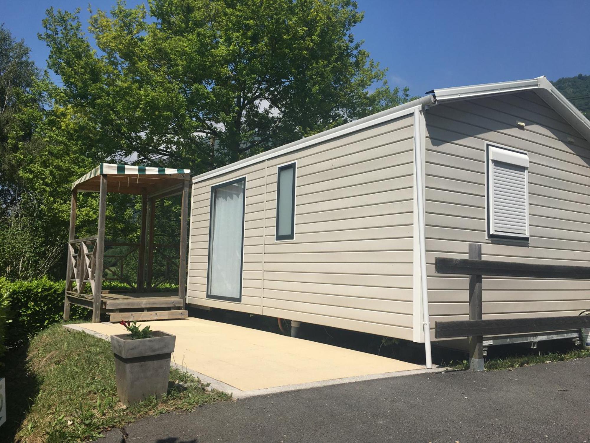 Camping Du Valentin Laruns Exterior photo