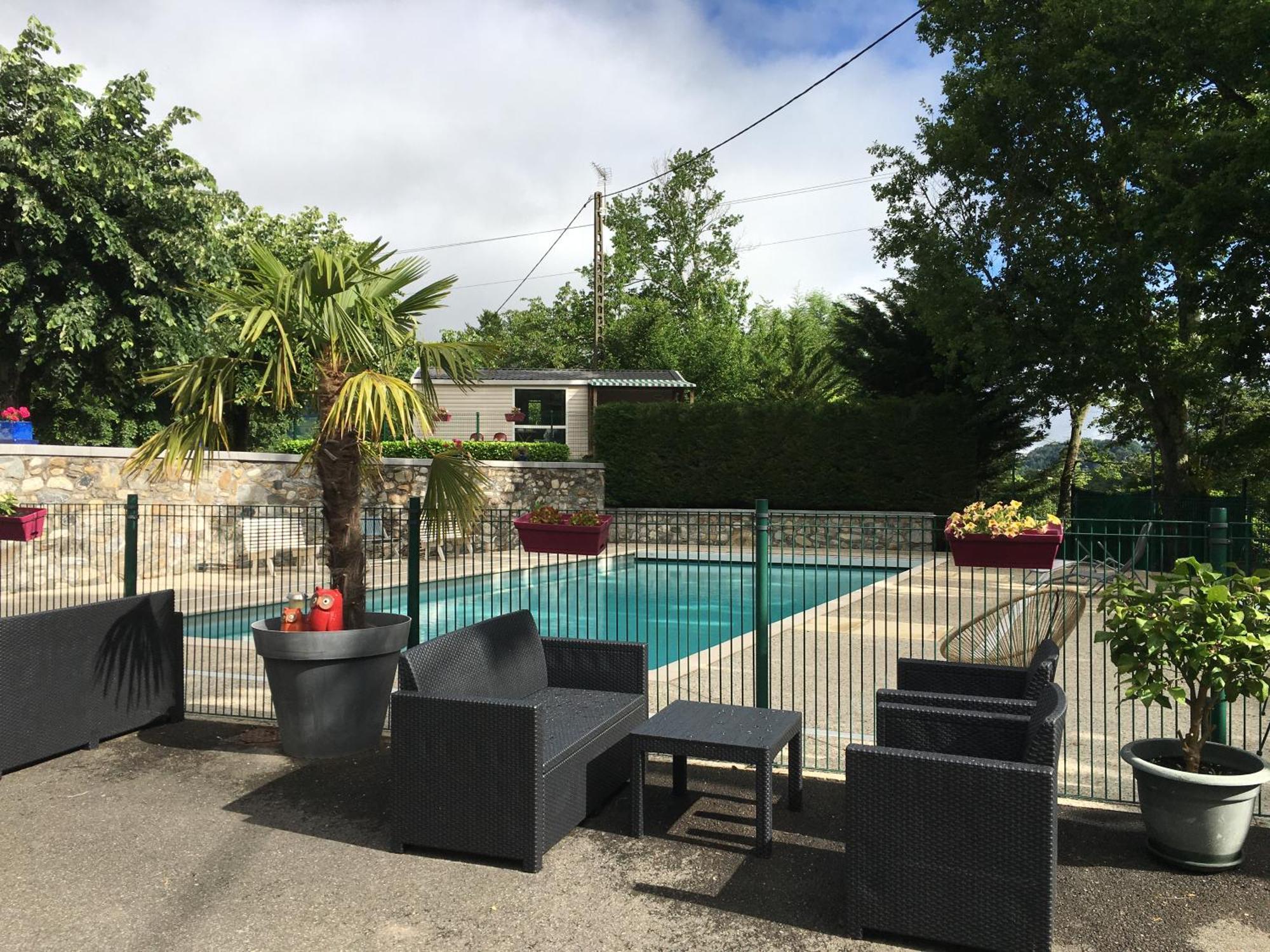 Camping Du Valentin Laruns Exterior photo